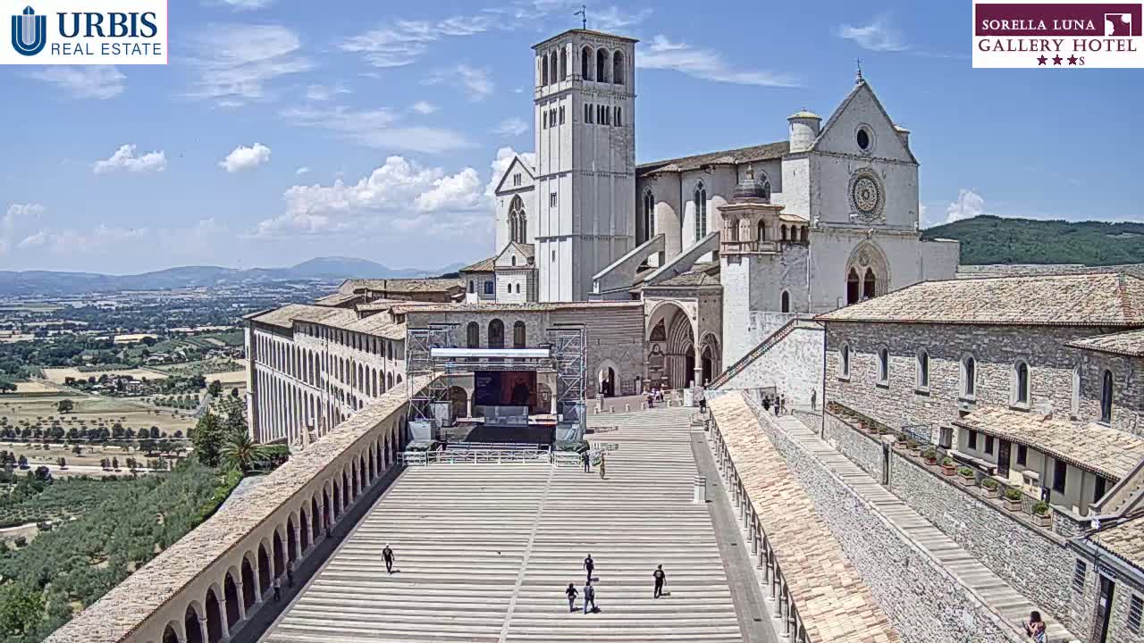 Assisi Basilica of San Francesco Live Cam - Perugia, Umbria, Italy