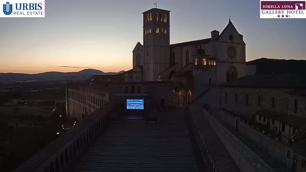 Assisi Basilica of San Francesco Live Cam - Perugia, Umbria, Italy