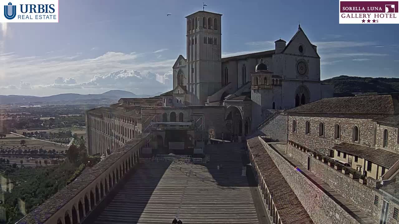 Assisi Basilica of San Francesco Live Cam - Perugia, Umbria, Italy