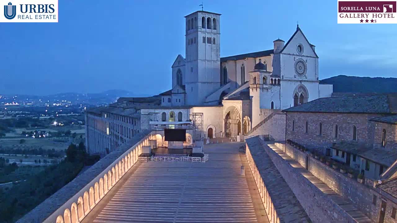 Assisi Basilica of San Francesco Live Cam - Perugia, Umbria, Italy