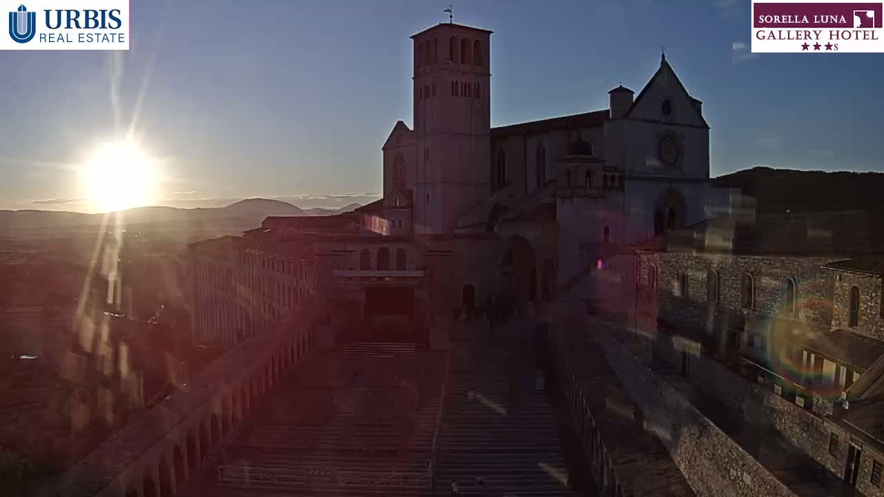 Assisi Basilica of San Francesco Live Cam - Perugia, Umbria, Italy