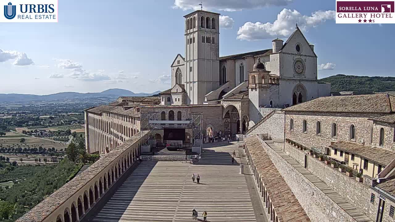 Assisi Basilica of San Francesco Live Cam - Perugia, Umbria, Italy