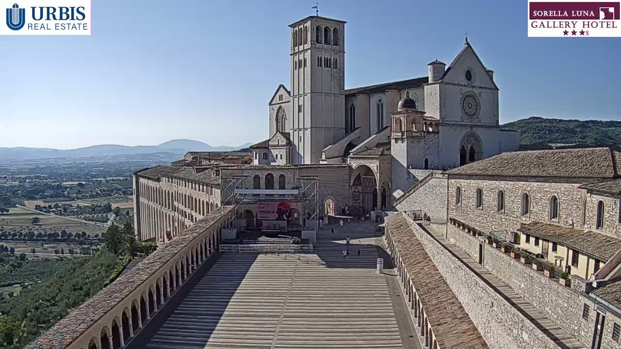 Assisi Basilica of San Francesco Live Cam - Perugia, Umbria, Italy
