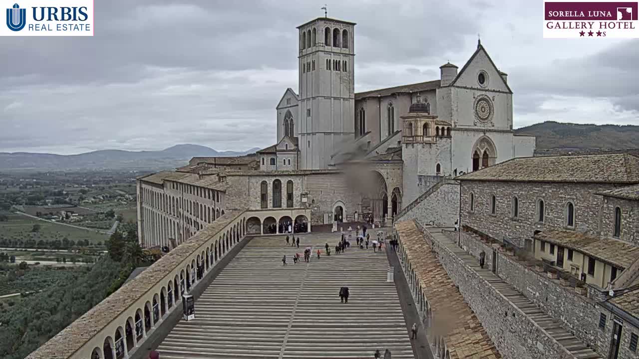 Assisi Basilica of San Francesco Live Cam - Perugia, Umbria, Italy
