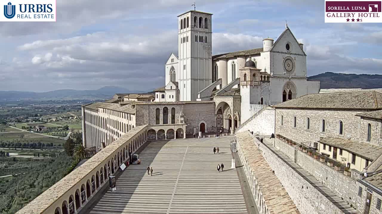 Assisi Basilica of San Francesco Live Cam - Perugia, Umbria, Italy