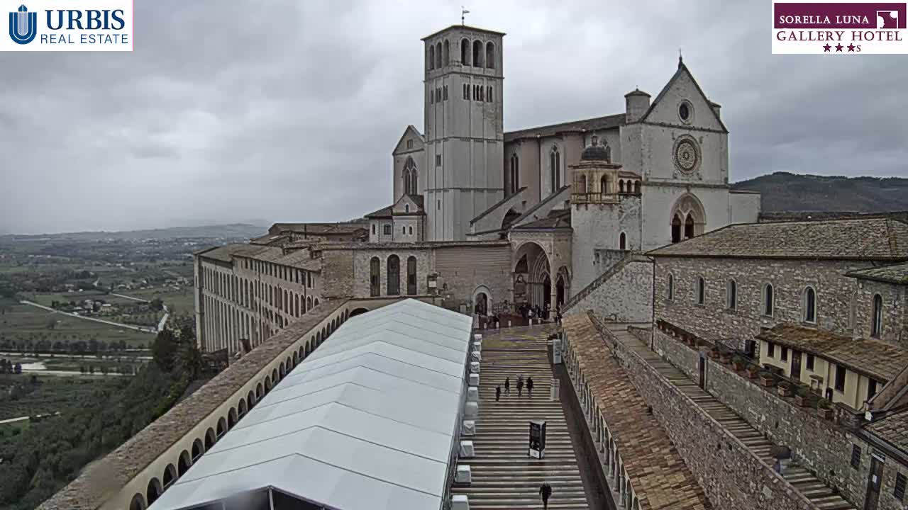 Assisi Basilica of San Francesco Live Cam - Perugia, Umbria, Italy