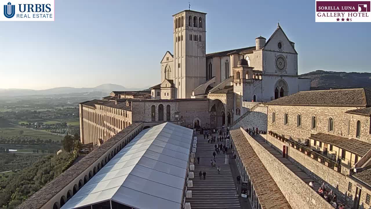 Assisi Basilica of San Francesco Live Cam - Perugia, Umbria, Italy