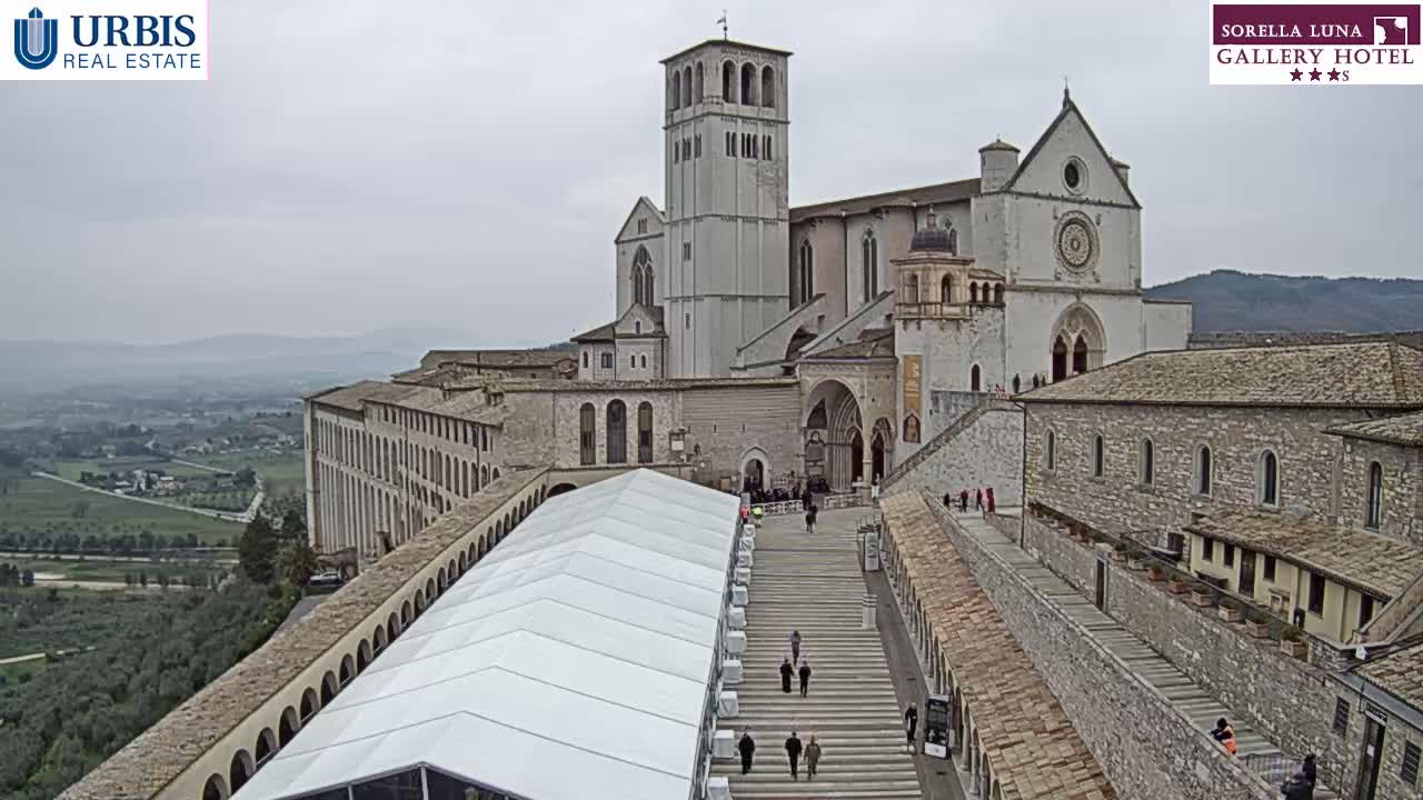 Assisi Basilica of San Francesco Live Cam - Perugia, Umbria, Italy