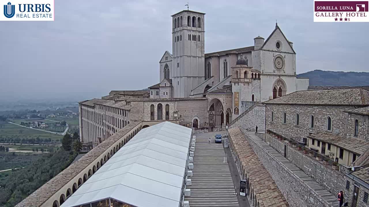 Assisi Basilica of San Francesco Live Cam - Perugia, Umbria, Italy