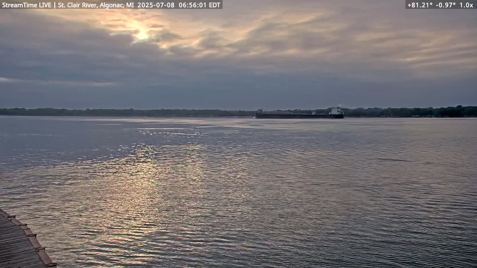 Algonac Village & St. Clair River & USA - Canada Border View Live Cam - Algonac, St. Clair, Michigan, USA