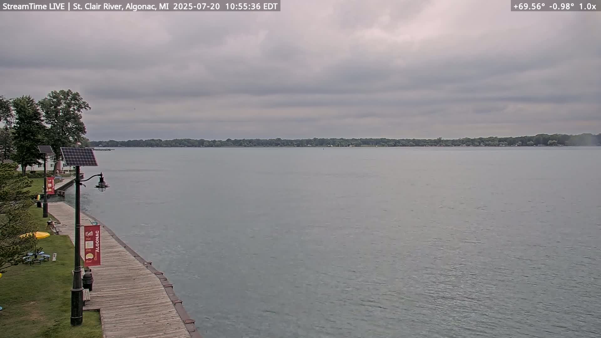 Algonac Village & St. Clair River & USA - Canada Border View Live Cam - Algonac, St. Clair, Michigan, USA
