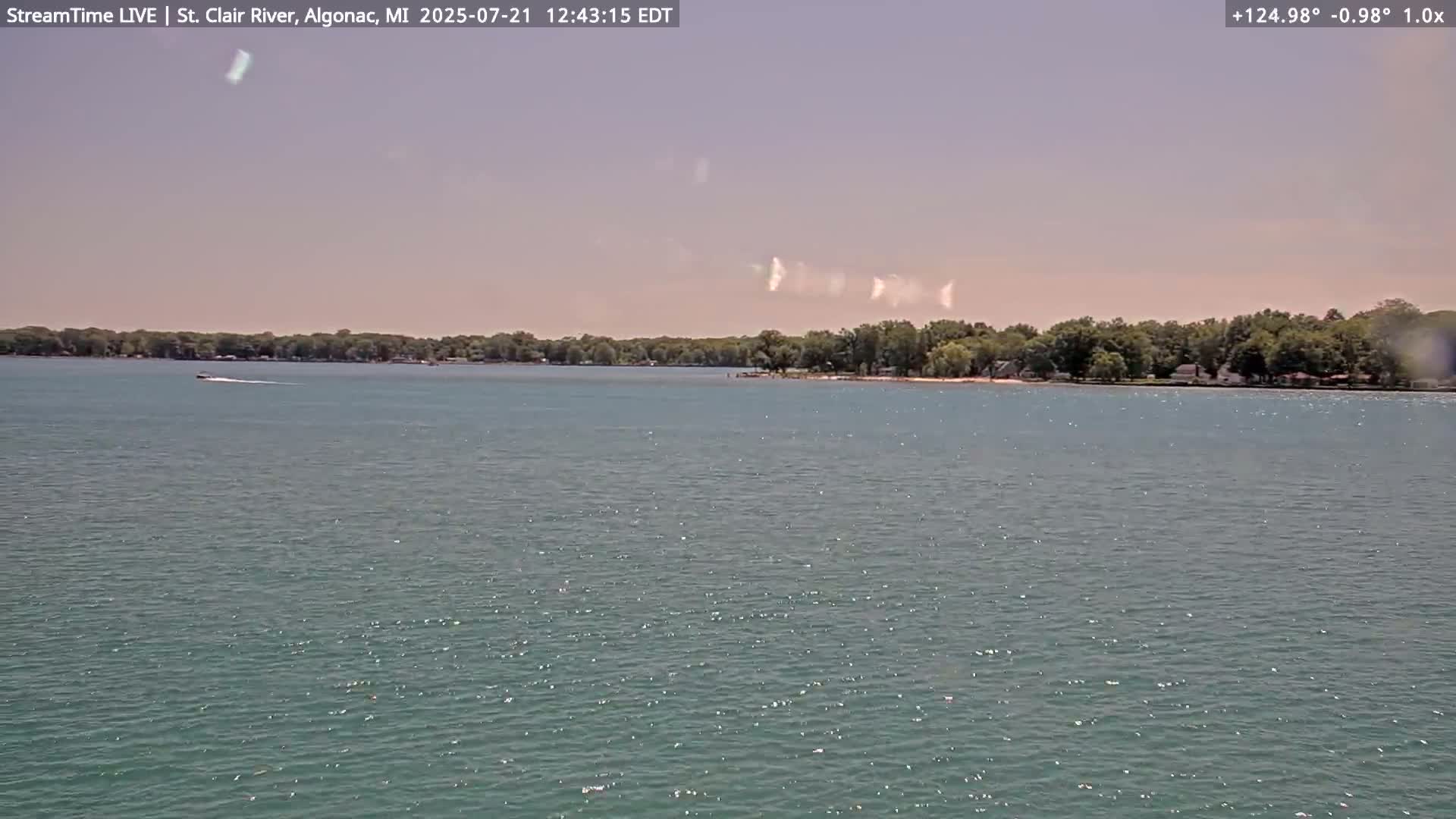 Algonac Village & St. Clair River & USA - Canada Border View Live Cam - Algonac, St. Clair, Michigan, USA