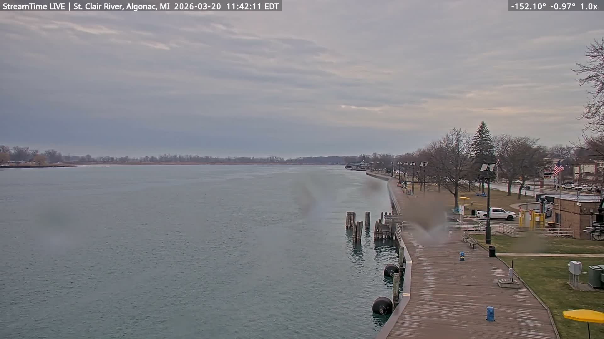 Algonac Village & St. Clair River & USA - Canada Border View Live Cam - Algonac, St. Clair, Michigan, USA