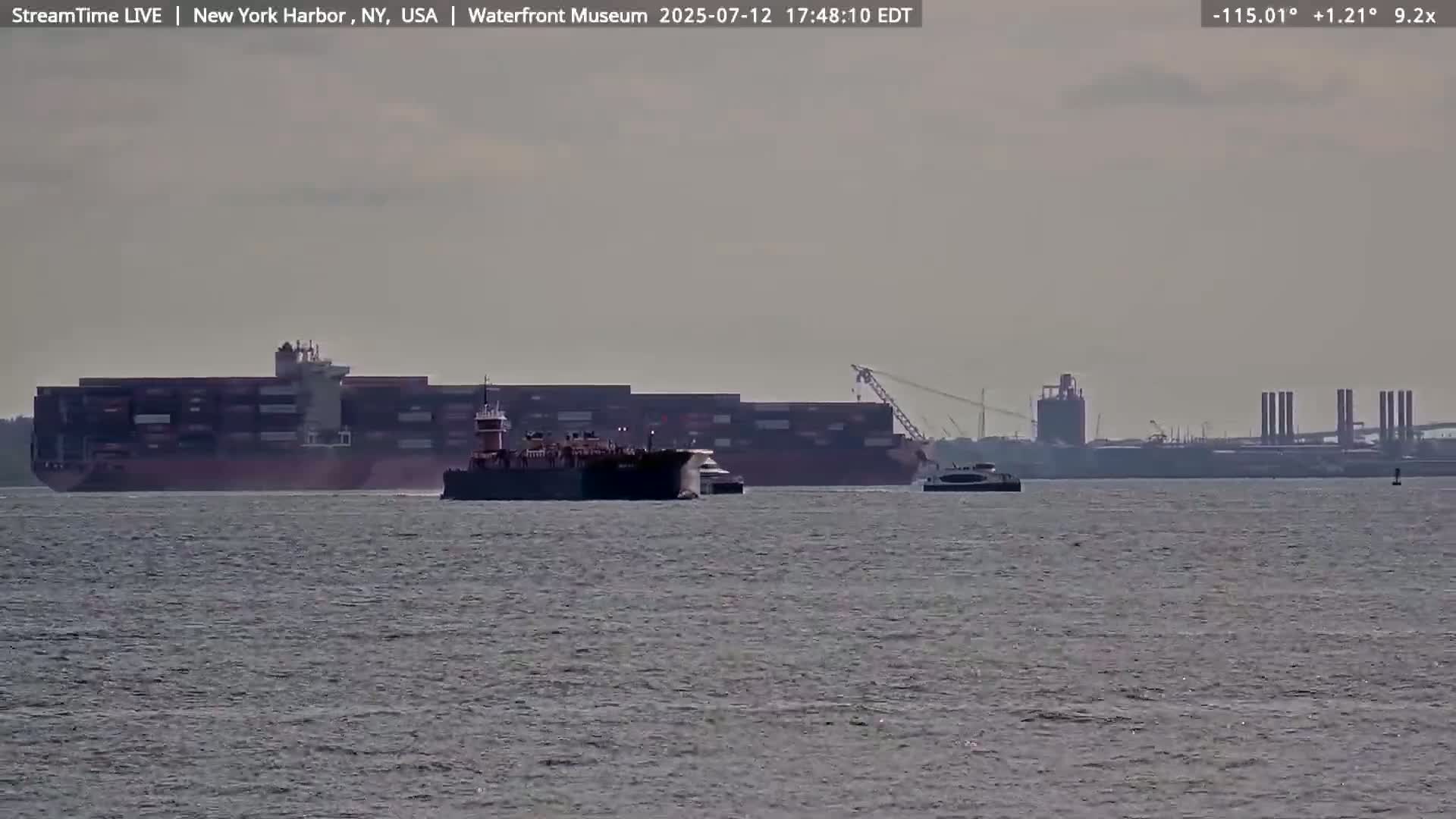 New York City Silhouette& Statue of Liberty View  from New York Bay Live Cam - Brooklyn, New York City, New York, USA