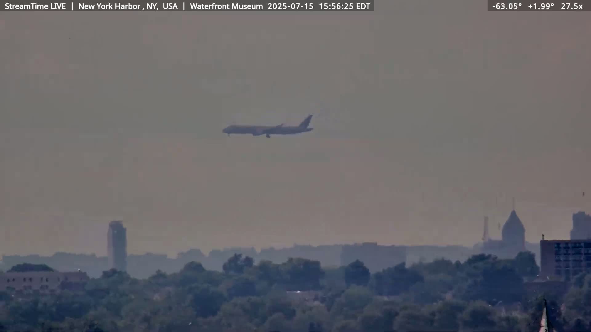 New York City Silhouette& Statue of Liberty View  from New York Bay Live Cam - Brooklyn, New York City, New York, USA