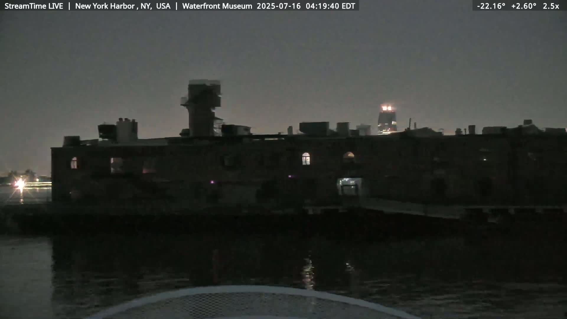 New York City Silhouette& Statue of Liberty View  from New York Bay Live Cam - Brooklyn, New York City, New York, USA