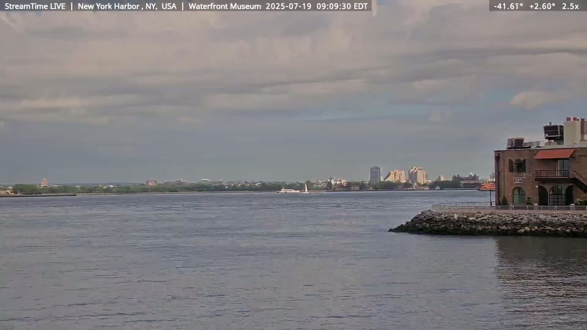 New York City Silhouette& Statue of Liberty View  from New York Bay Live Cam - Brooklyn, New York City, New York, USA