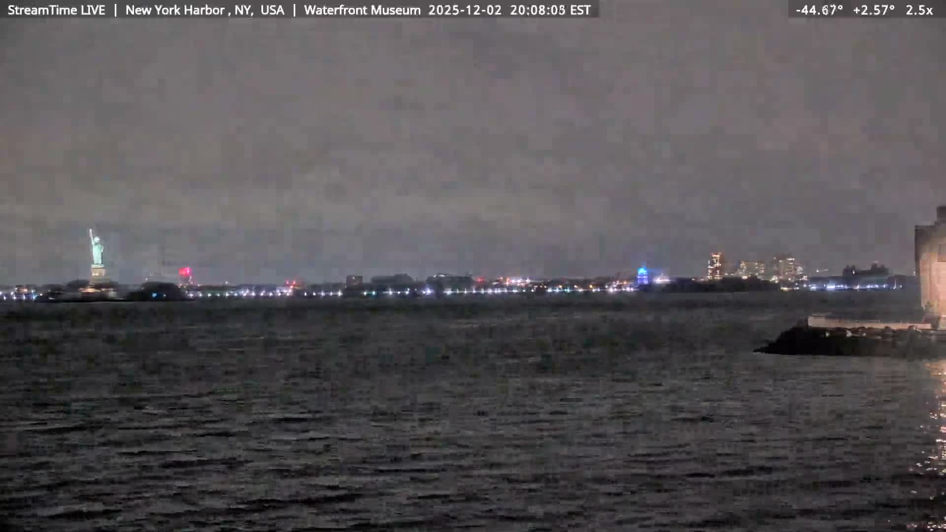 New York City Silhouette& Statue of Liberty View  from New York Bay Live Cam - Brooklyn, New York City, New York, USA