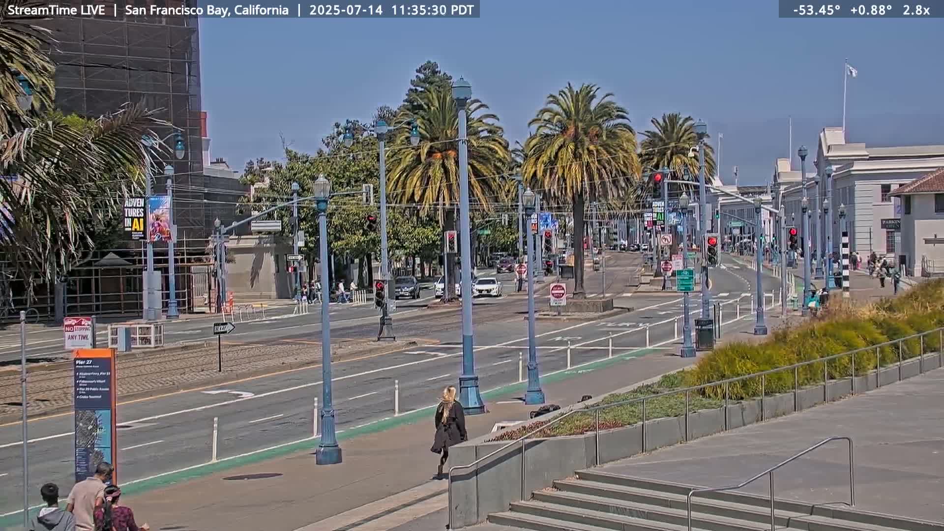 San Francisco City & San Francisco Bay Area (Oakland - Hayward) from Pier 23 Panoramic Live Cam - San Francisco, San Francisco Bay Area, California, USA