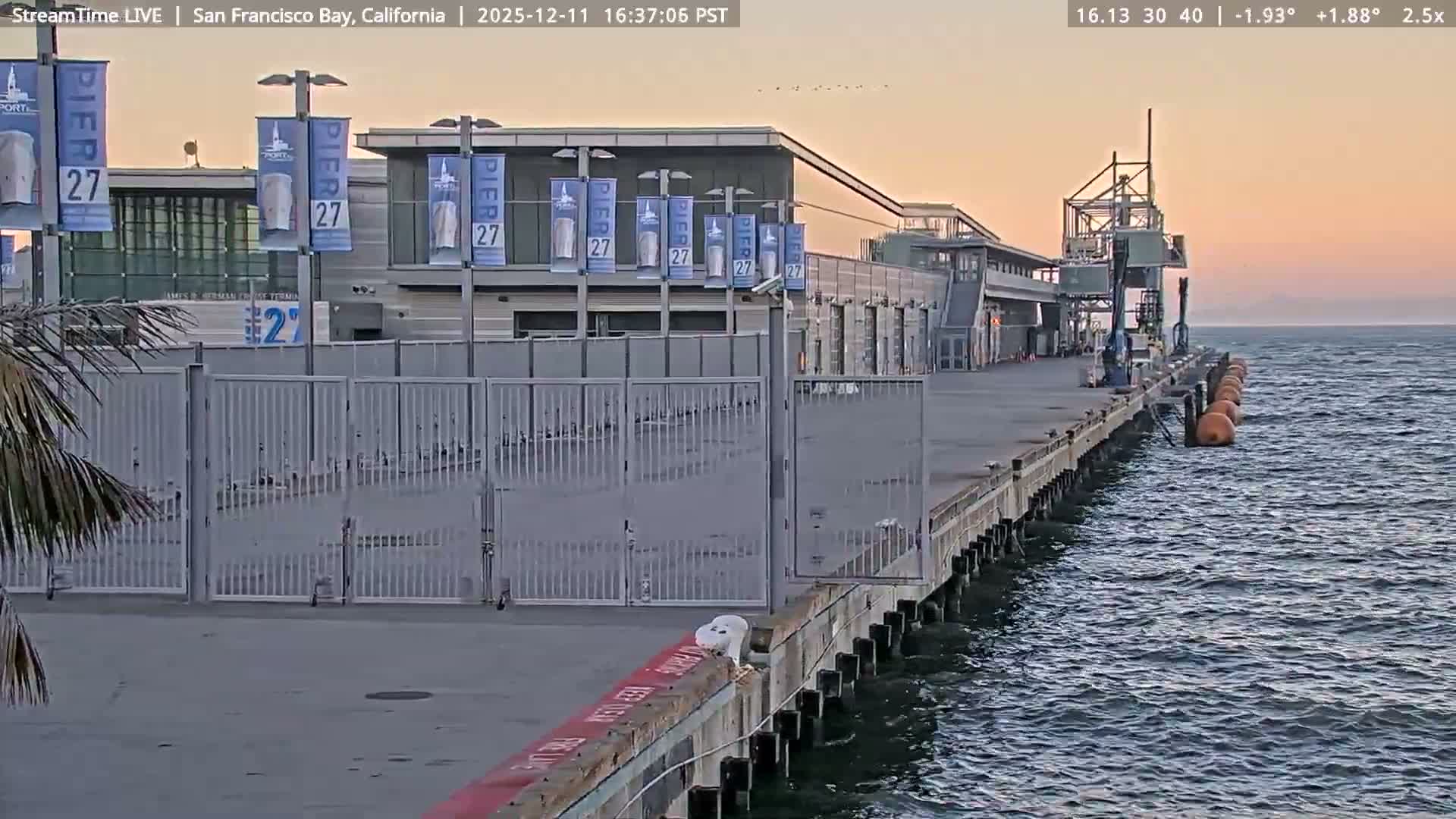 San Francisco City & San Francisco Bay Area (Oakland - Hayward) from Pier 23 Panoramic Live Cam - San Francisco, San Francisco Bay Area, California, USA