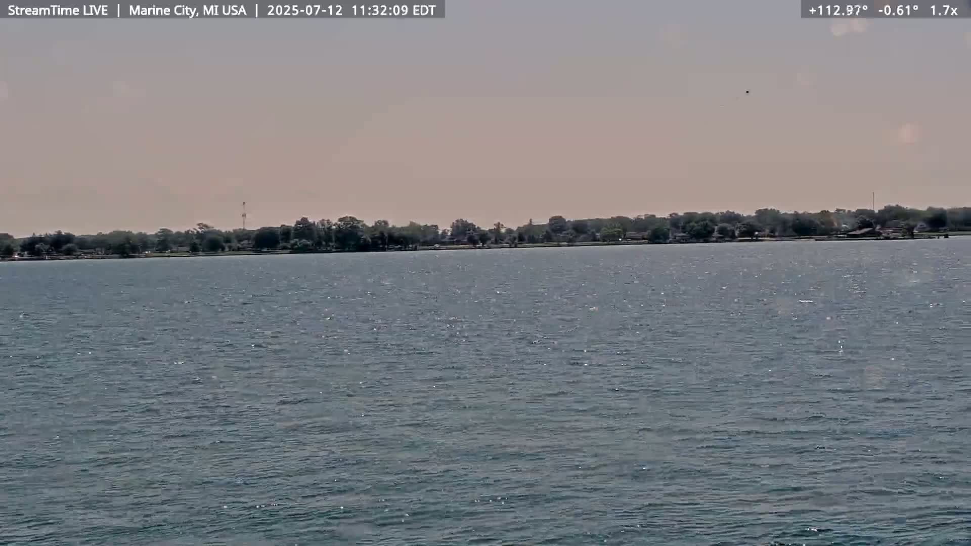 USA - Canada Border, Marine City Coast & St Clair River Live Cam - Marine City, St. Clair, Michigan, USA