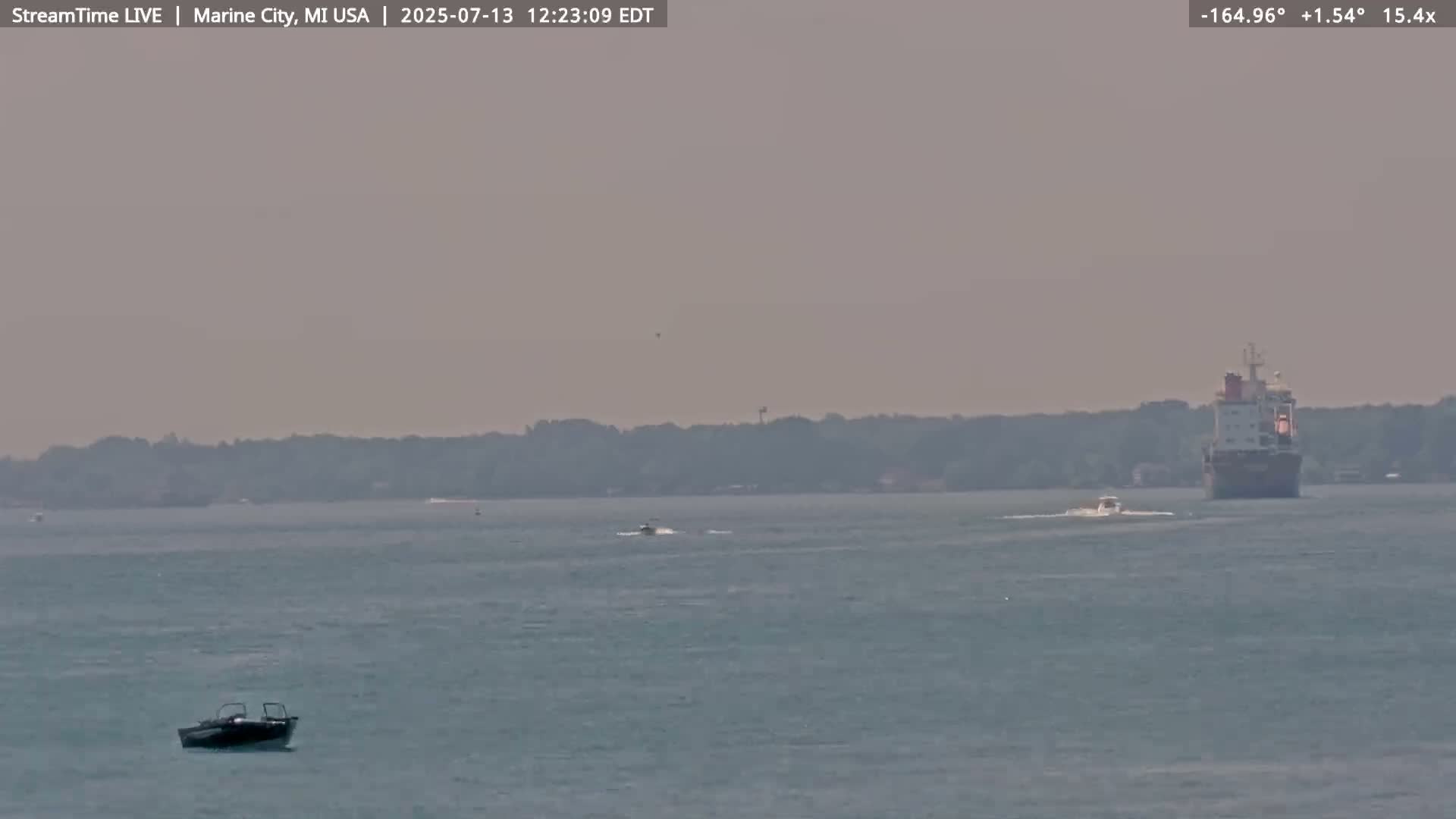 USA - Canada Border, Marine City Coast & St Clair River Live Cam - Marine City, St. Clair, Michigan, USA