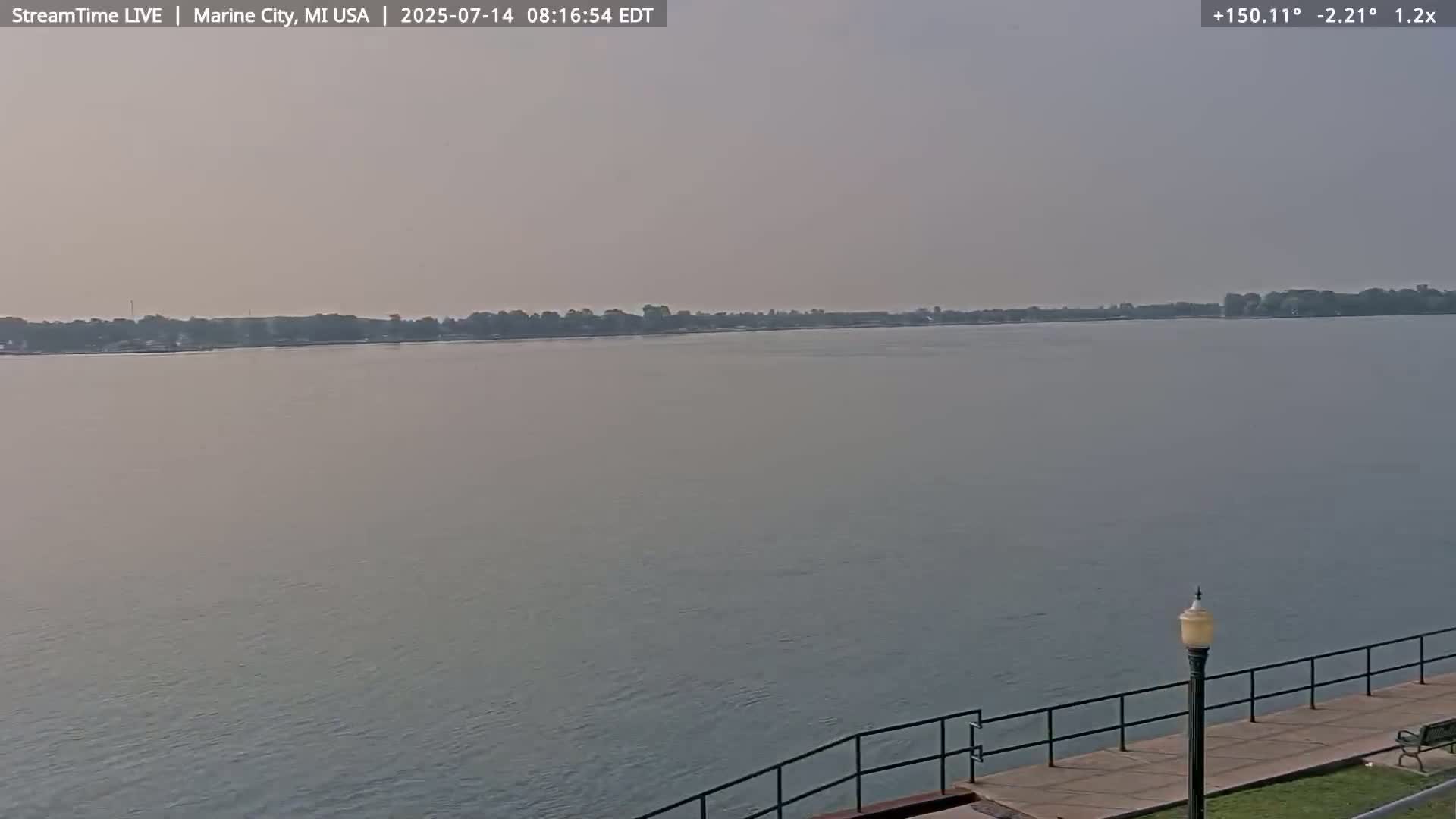 USA - Canada Border, Marine City Coast & St Clair River Live Cam - Marine City, St. Clair, Michigan, USA