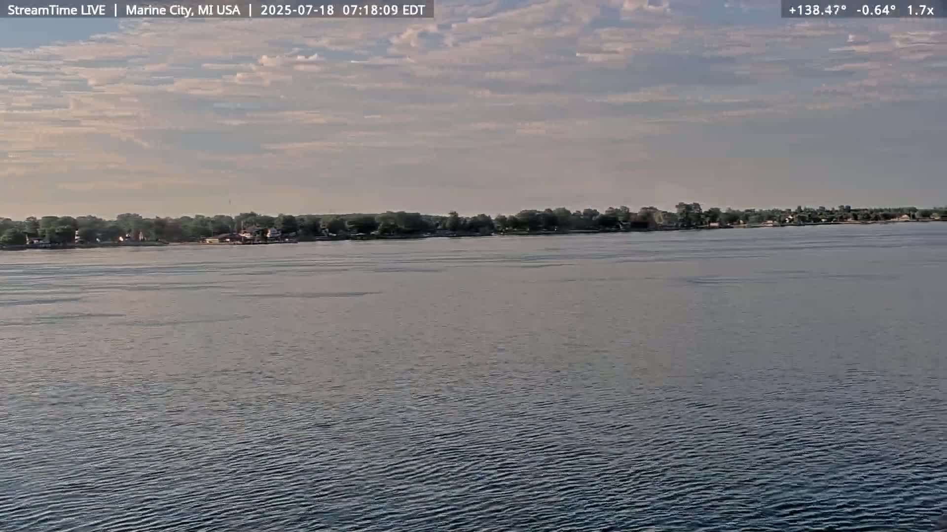 USA - Canada Border, Marine City Coast & St Clair River Live Cam - Marine City, St. Clair, Michigan, USA