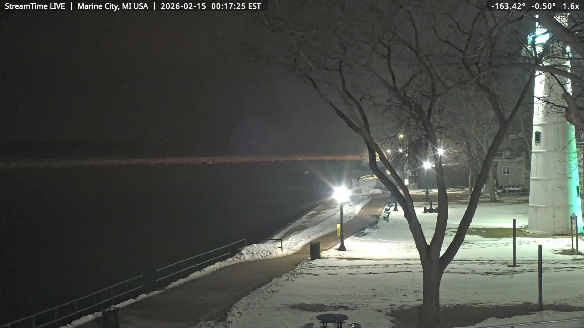 USA - Canada Border, Marine City Coast & St Clair River Live Cam - Marine City, St. Clair, Michigan, USA