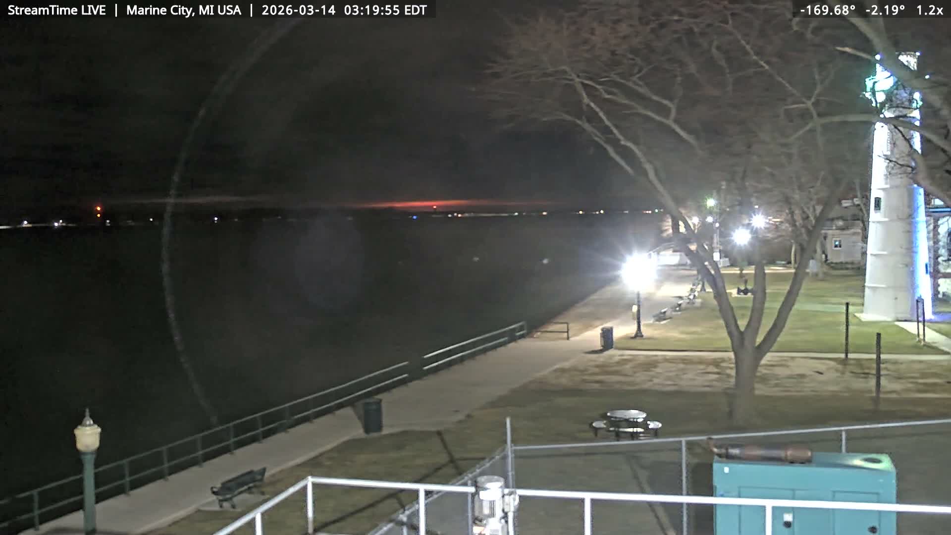 USA - Canada Border, Marine City Coast & St Clair River Live Cam - Marine City, St. Clair, Michigan, USA