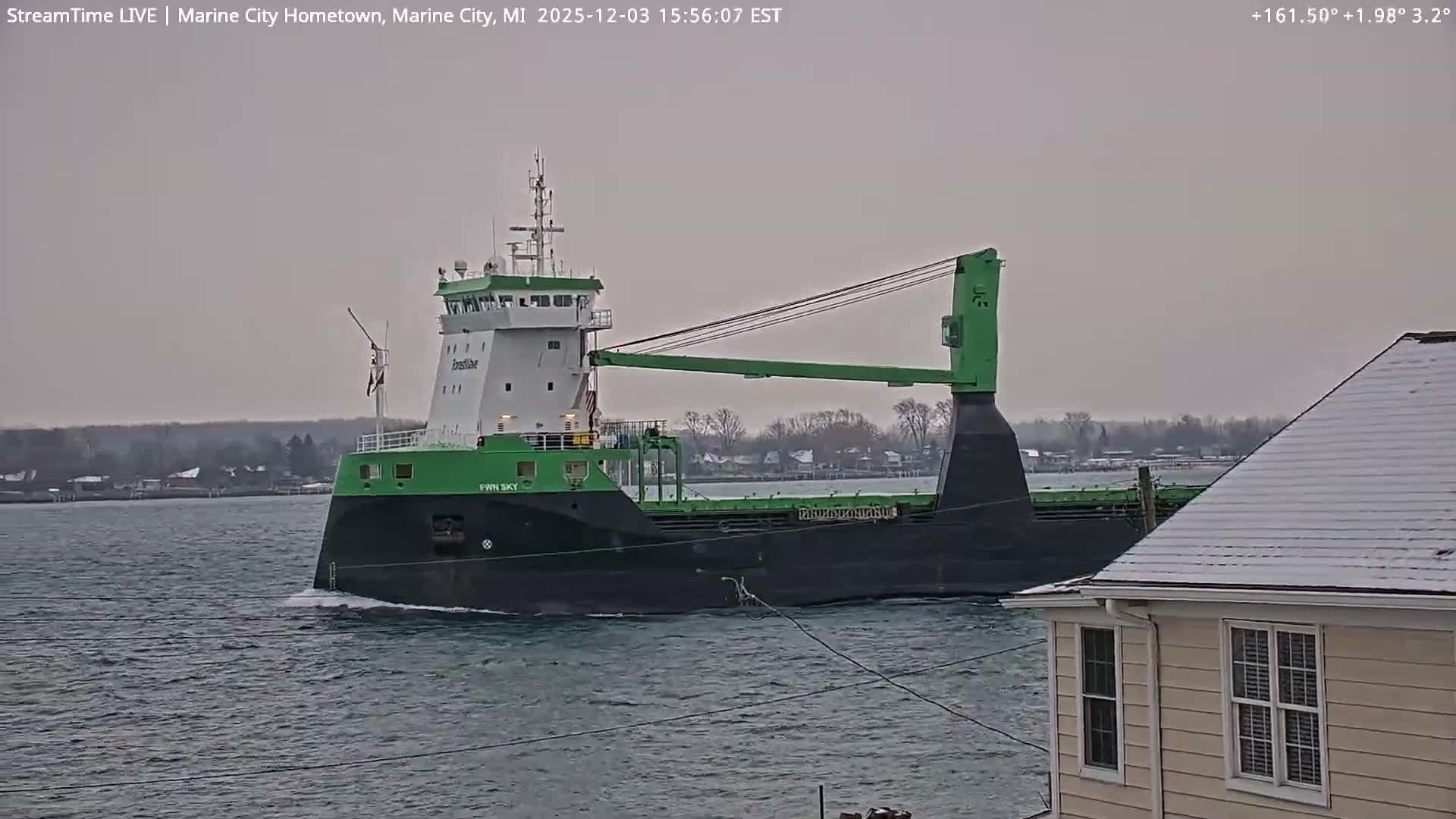 USA - Canada Border, Marine City Village & St Clair River Live Cam - Marine City, St. Clair, Michigan, USA