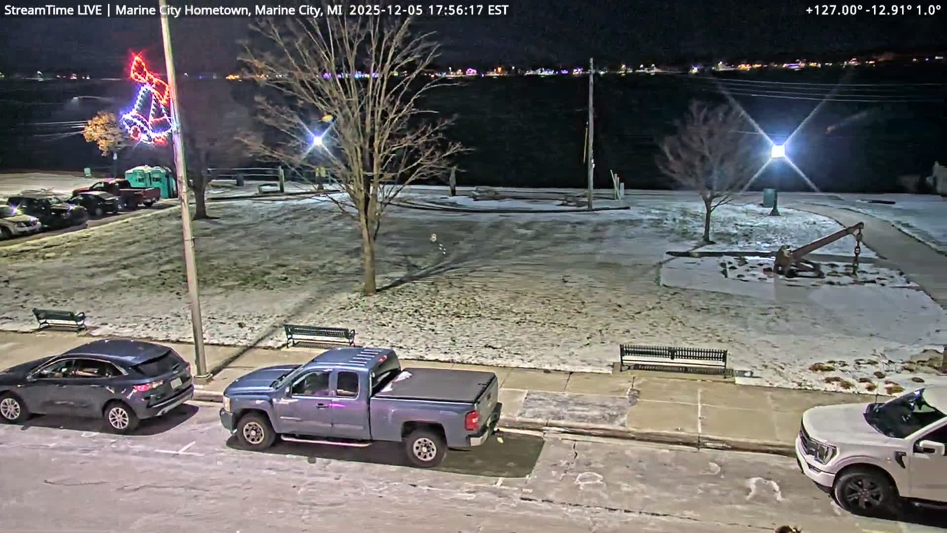 USA - Canada Border, Marine City Village & St Clair River Live Cam - Marine City, St. Clair, Michigan, USA