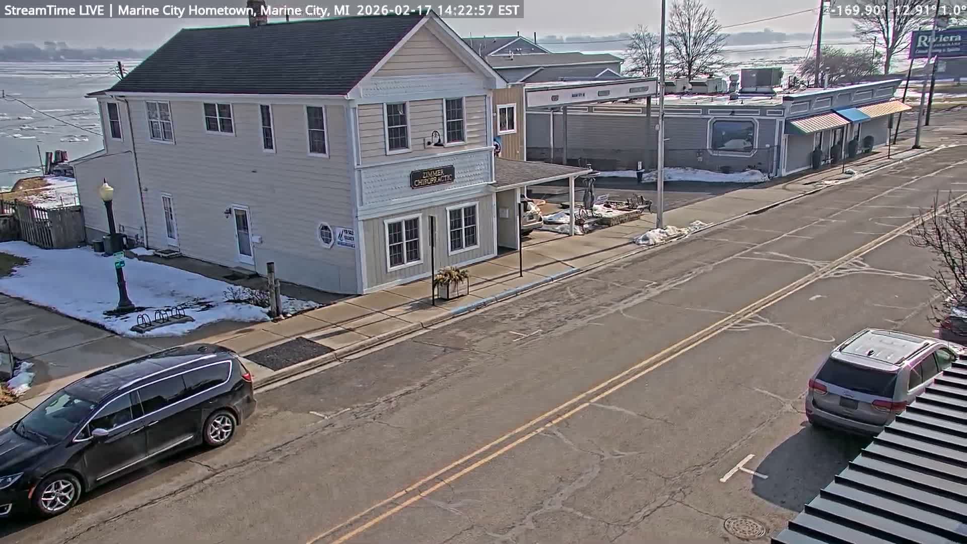 USA - Canada Border, Marine City Village & St Clair River Live Cam - Marine City, St. Clair, Michigan, USA