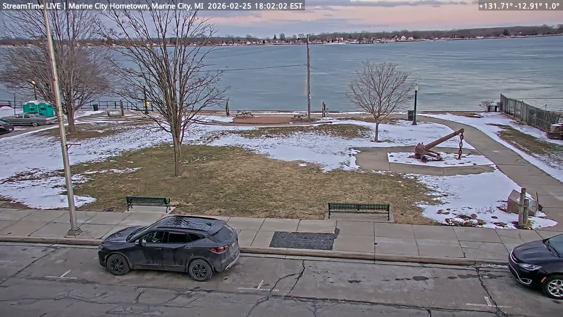 USA - Canada Border, Marine City Village & St Clair River Live Cam - Marine City, St. Clair, Michigan, USA