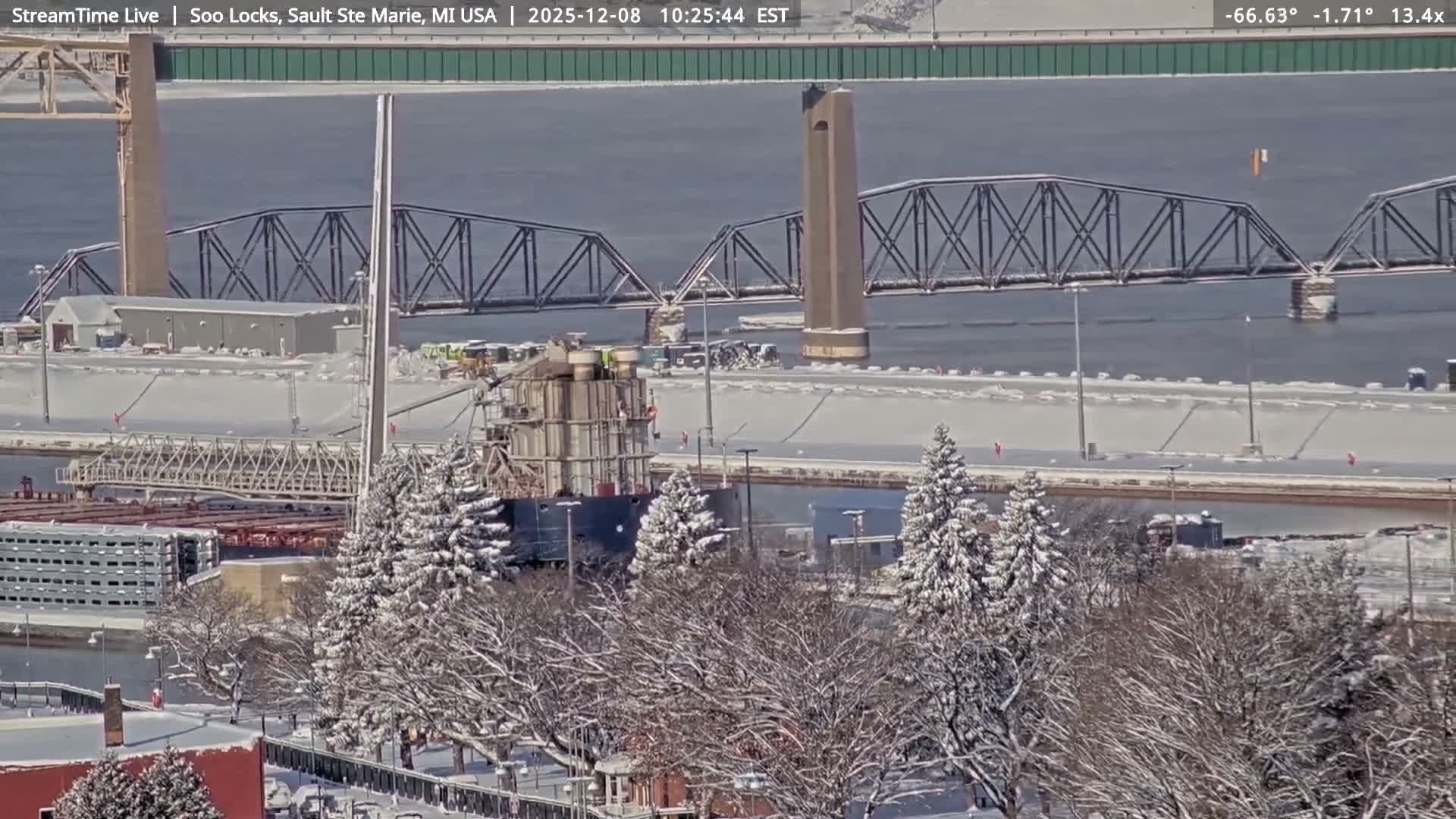 USA - Canada Border, Sault Ste. Marie USA / Sault Ste. Marie Canada Cities & St. Marys River Panoramic Live Cam - Sault Ste. Marie, Chippewa, Michigan, USA
