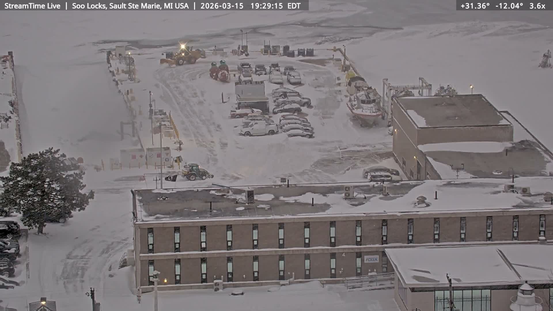 USA - Canada Border, Sault Ste. Marie USA / Sault Ste. Marie Canada Cities & St. Marys River Panoramic Live Cam - Sault Ste. Marie, Chippewa, Michigan, USA