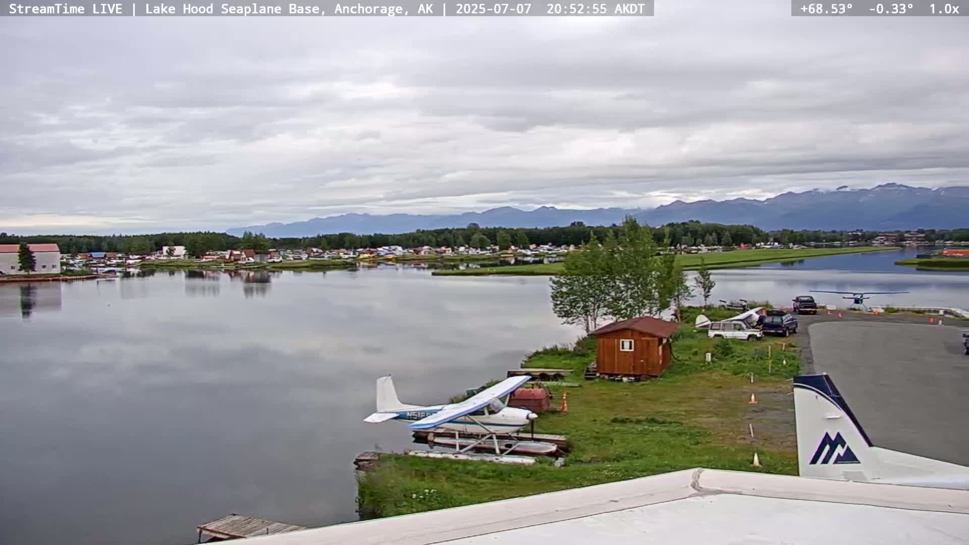 Anchorage, Lake Hood Seaplane Base / Ted Stevens International Airport Live Cam ANC / PANC - Turnagain, Anchorage, Alaska, USA