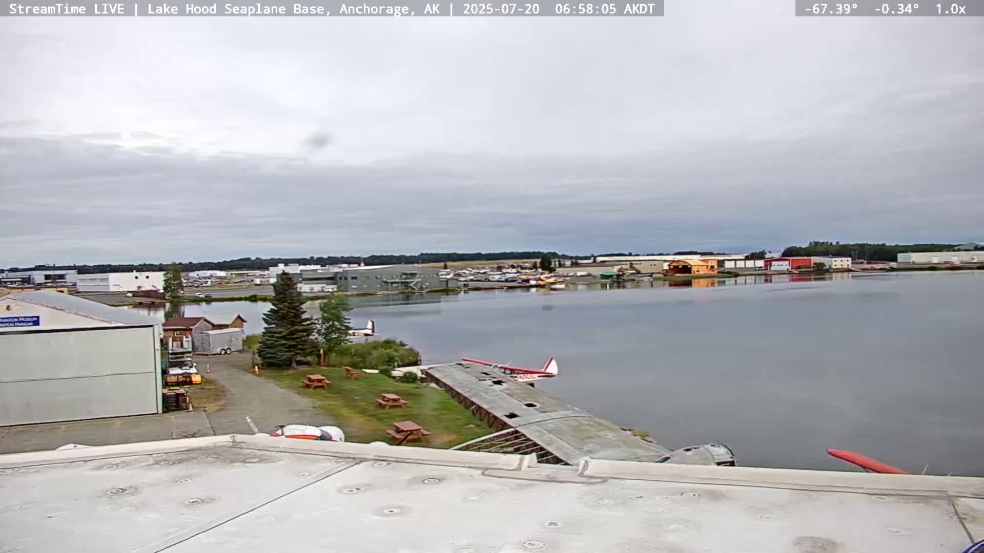 Anchorage, Lake Hood Seaplane Base / Ted Stevens International Airport Live Cam ANC / PANC - Turnagain, Anchorage, Alaska, USA