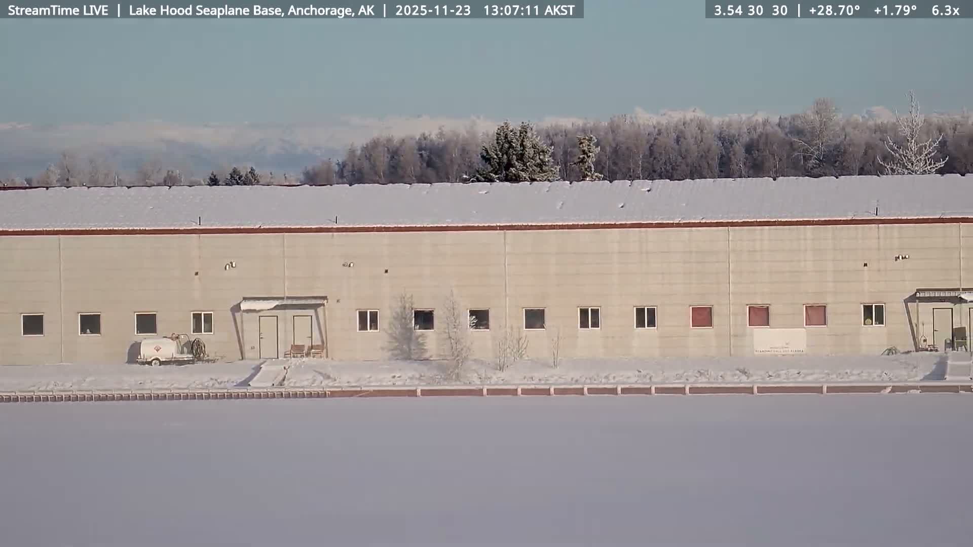 Anchorage, Lake Hood Seaplane Base / Ted Stevens International Airport Live Cam ANC / PANC - Turnagain, Anchorage, Alaska, USA