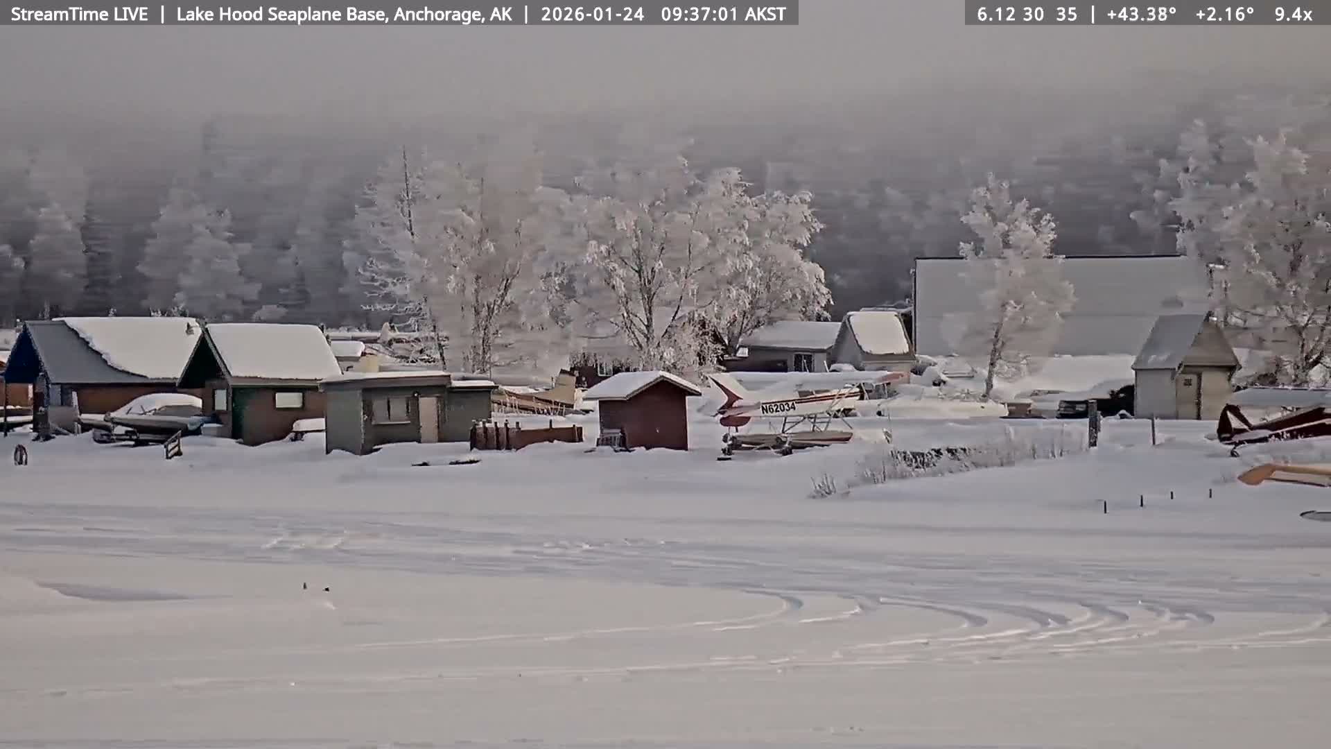 Anchorage, Lake Hood Seaplane Base / Ted Stevens International Airport Live Cam ANC / PANC - Turnagain, Anchorage, Alaska, USA