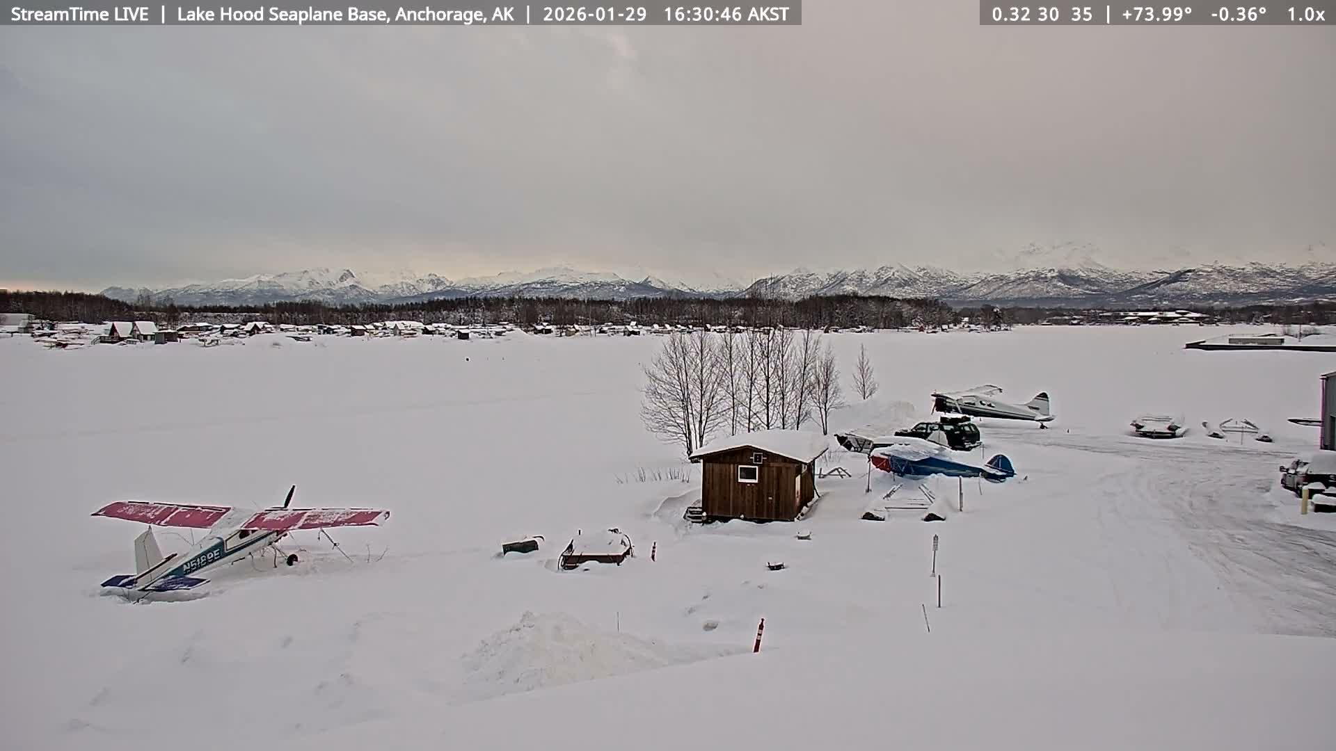 Anchorage, Lake Hood Seaplane Base / Ted Stevens International Airport Live Cam ANC / PANC - Turnagain, Anchorage, Alaska, USA