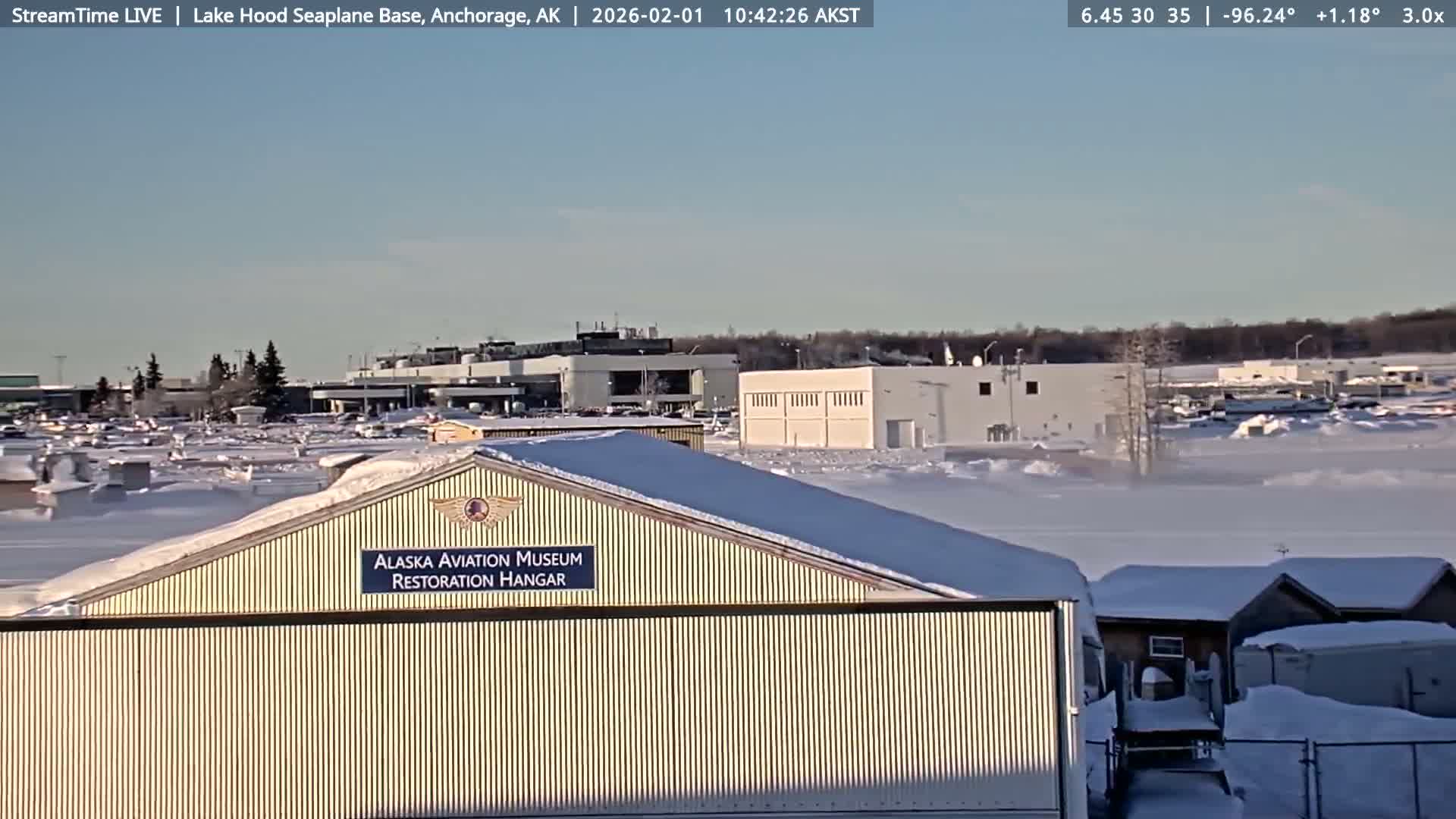 Anchorage, Lake Hood Seaplane Base / Ted Stevens International Airport Live Cam ANC / PANC - Turnagain, Anchorage, Alaska, USA