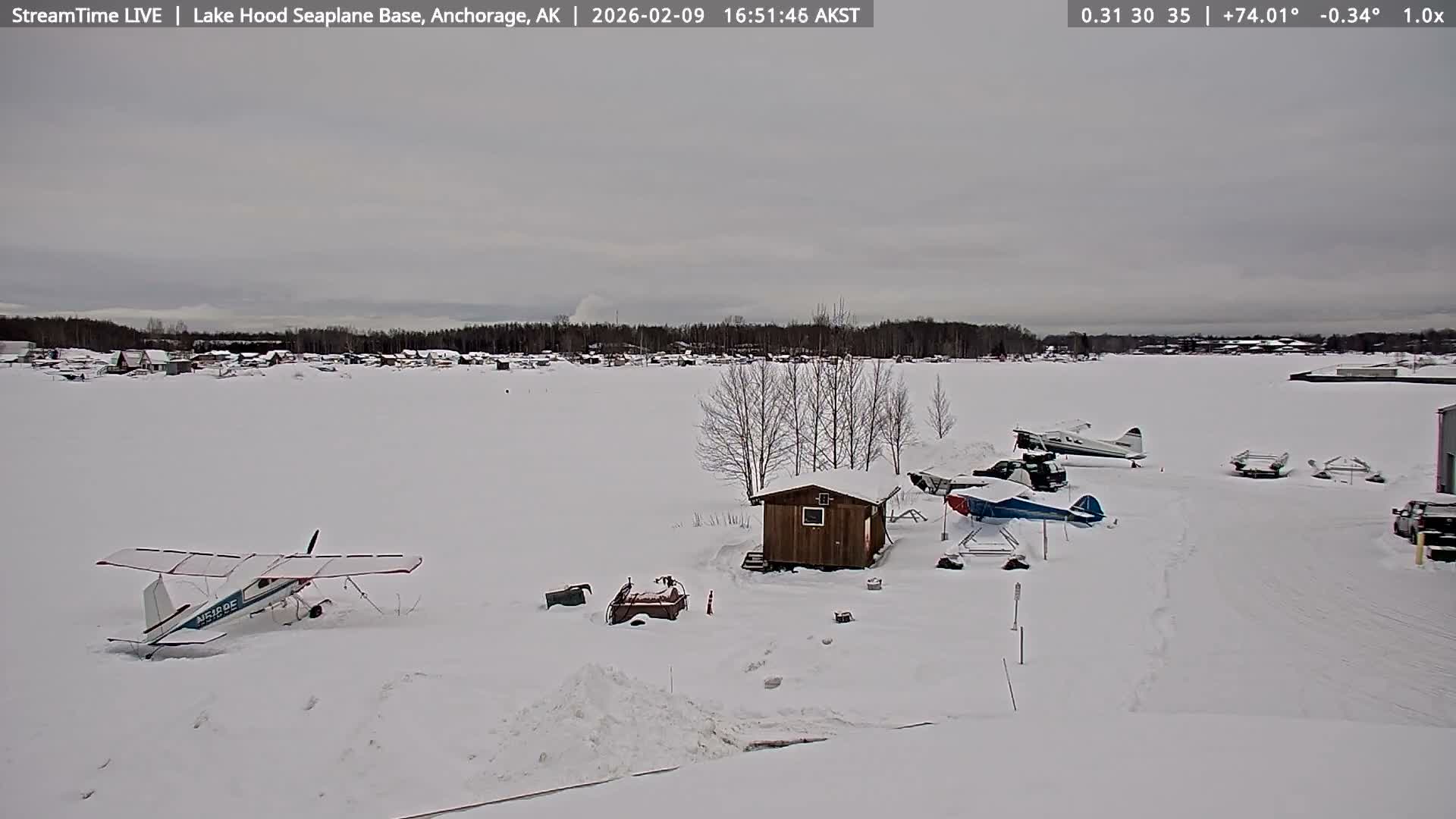 Anchorage, Lake Hood Seaplane Base / Ted Stevens International Airport Live Cam ANC / PANC - Turnagain, Anchorage, Alaska, USA