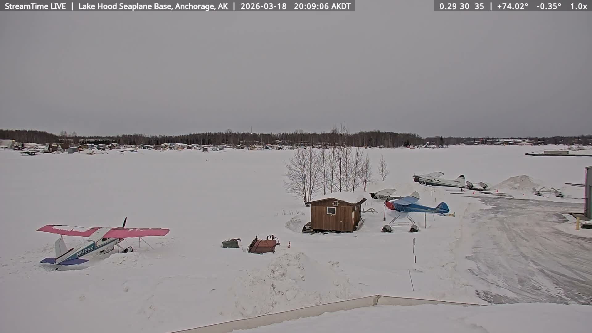 Anchorage, Lake Hood Seaplane Base / Ted Stevens International Airport Live Cam ANC / PANC - Turnagain, Anchorage, Alaska, USA