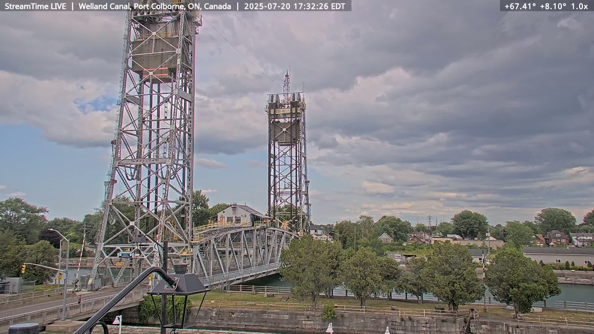 Port Colborne City, Welland Canal & Bridge 21 Live Cam - Port Colborne, Niagara, Ontario, Canada