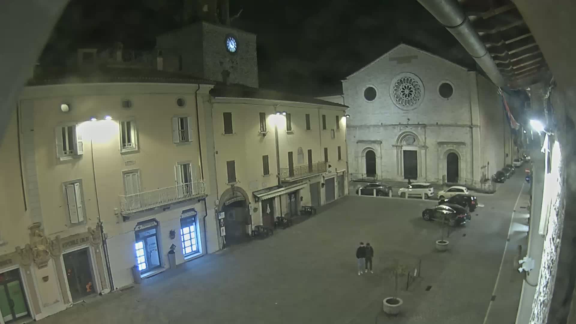 Gualdo Tadino Piazza Martiri della Libertà Square Live Cam - Perugia, Umbria, Italy