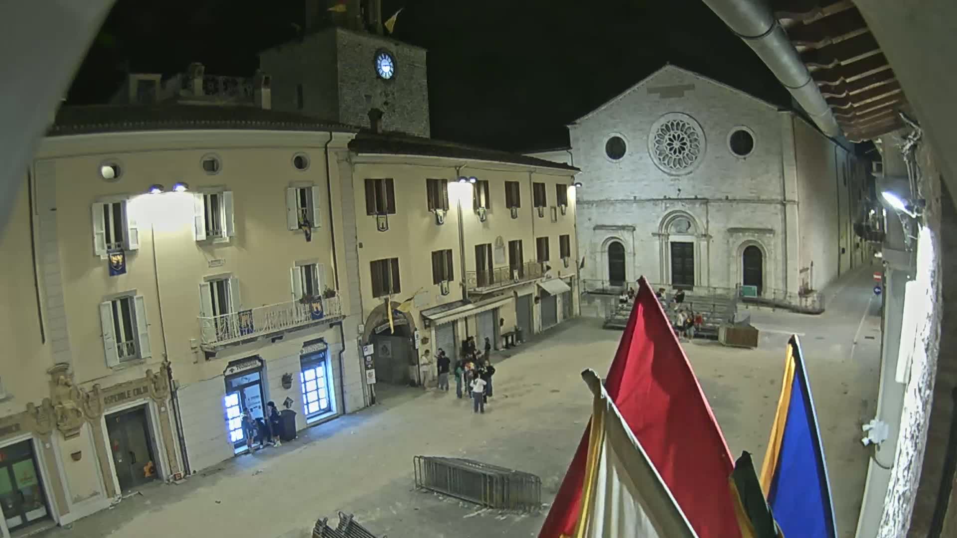 Gualdo Tadino Piazza Martiri della Libertà Square Live Cam - Perugia, Umbria, Italy