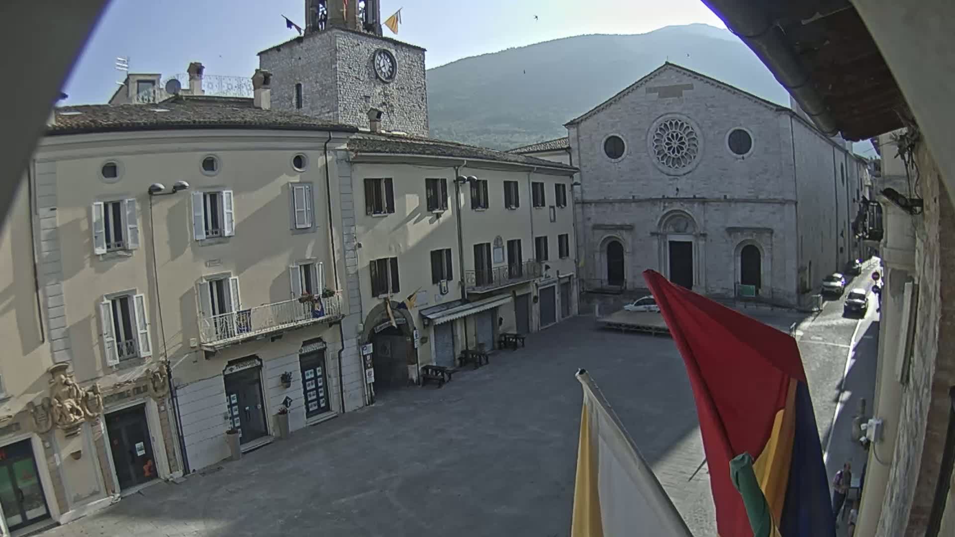 Gualdo Tadino Piazza Martiri della Libertà Square Live Cam - Perugia, Umbria, Italy