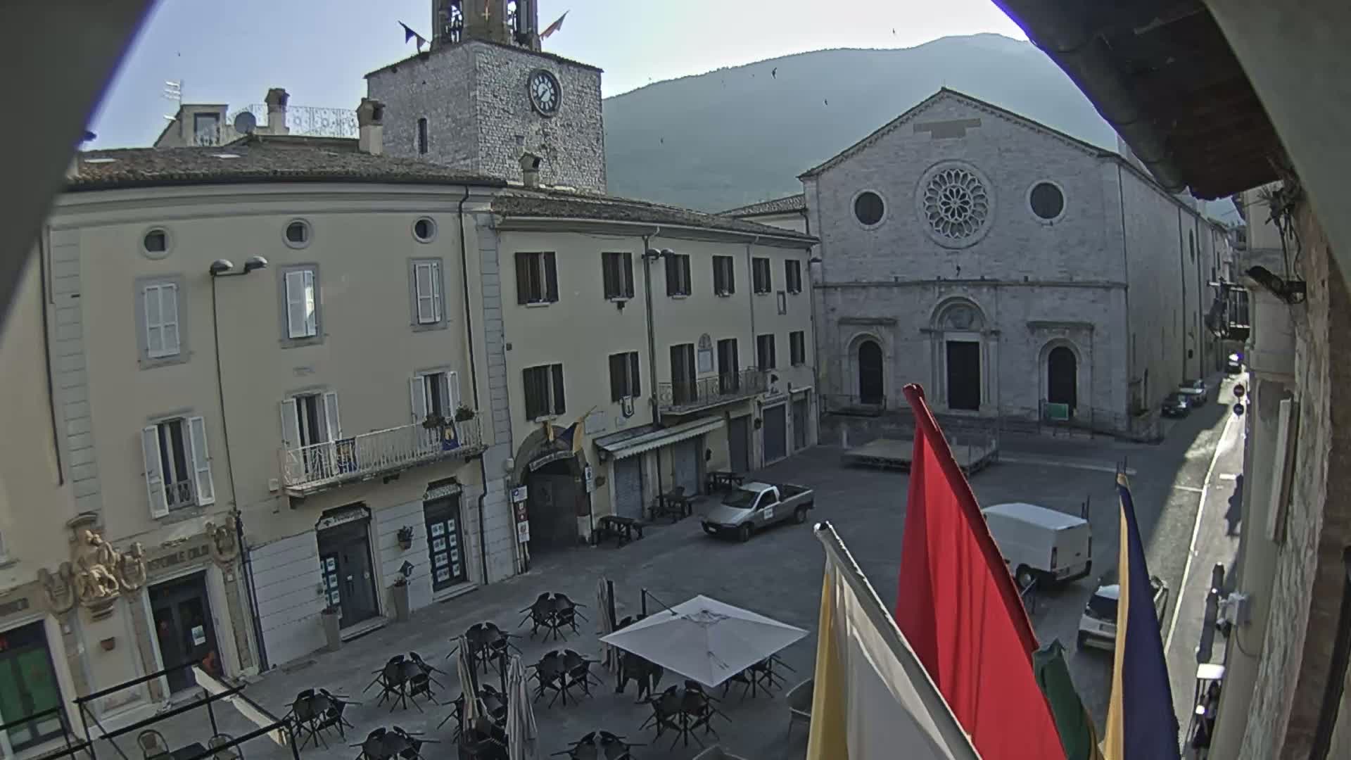 Gualdo Tadino Piazza Martiri della Libertà Square Live Cam - Perugia, Umbria, Italy