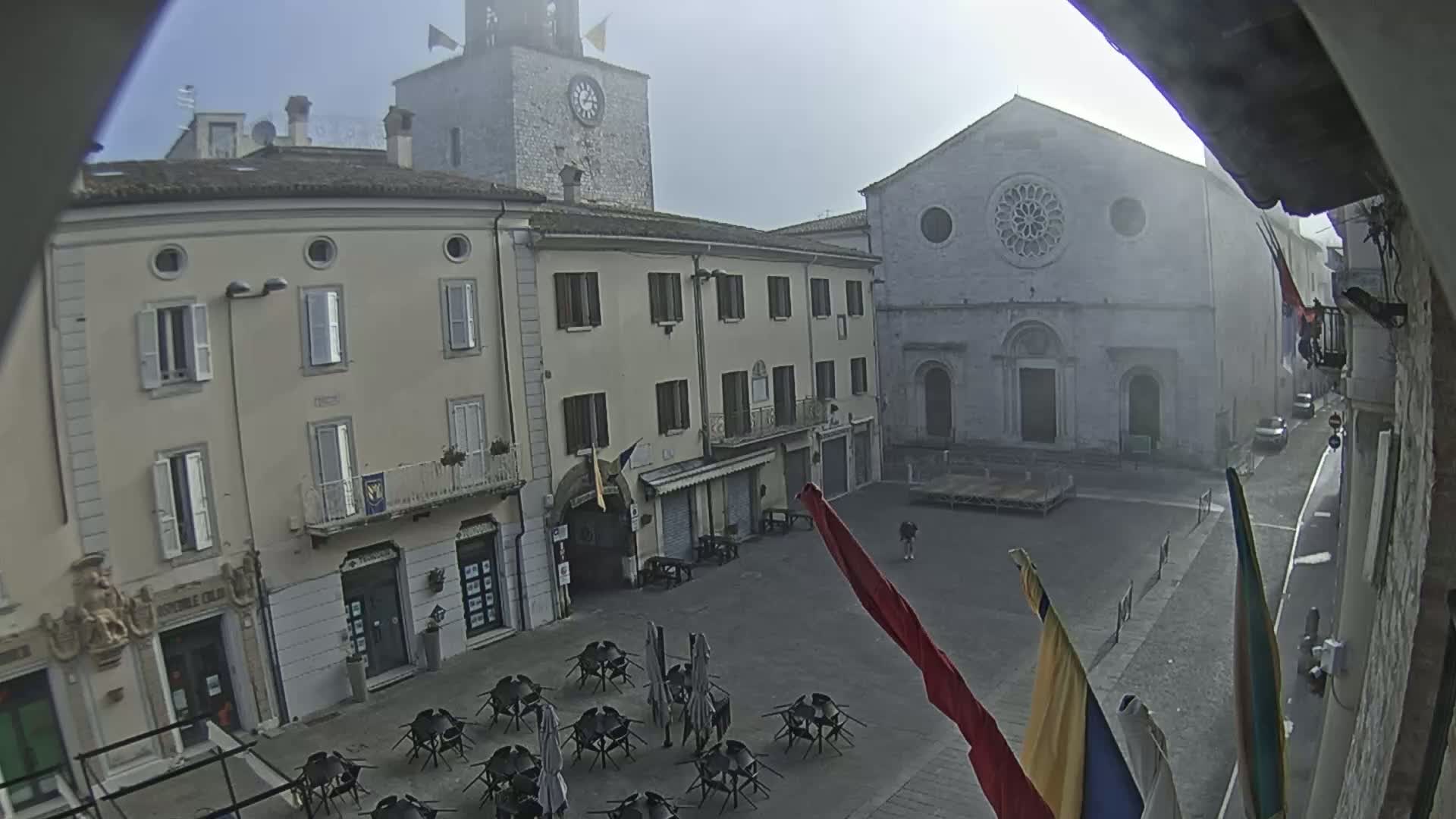 Gualdo Tadino Piazza Martiri della Libertà Square Live Cam - Perugia, Umbria, Italy